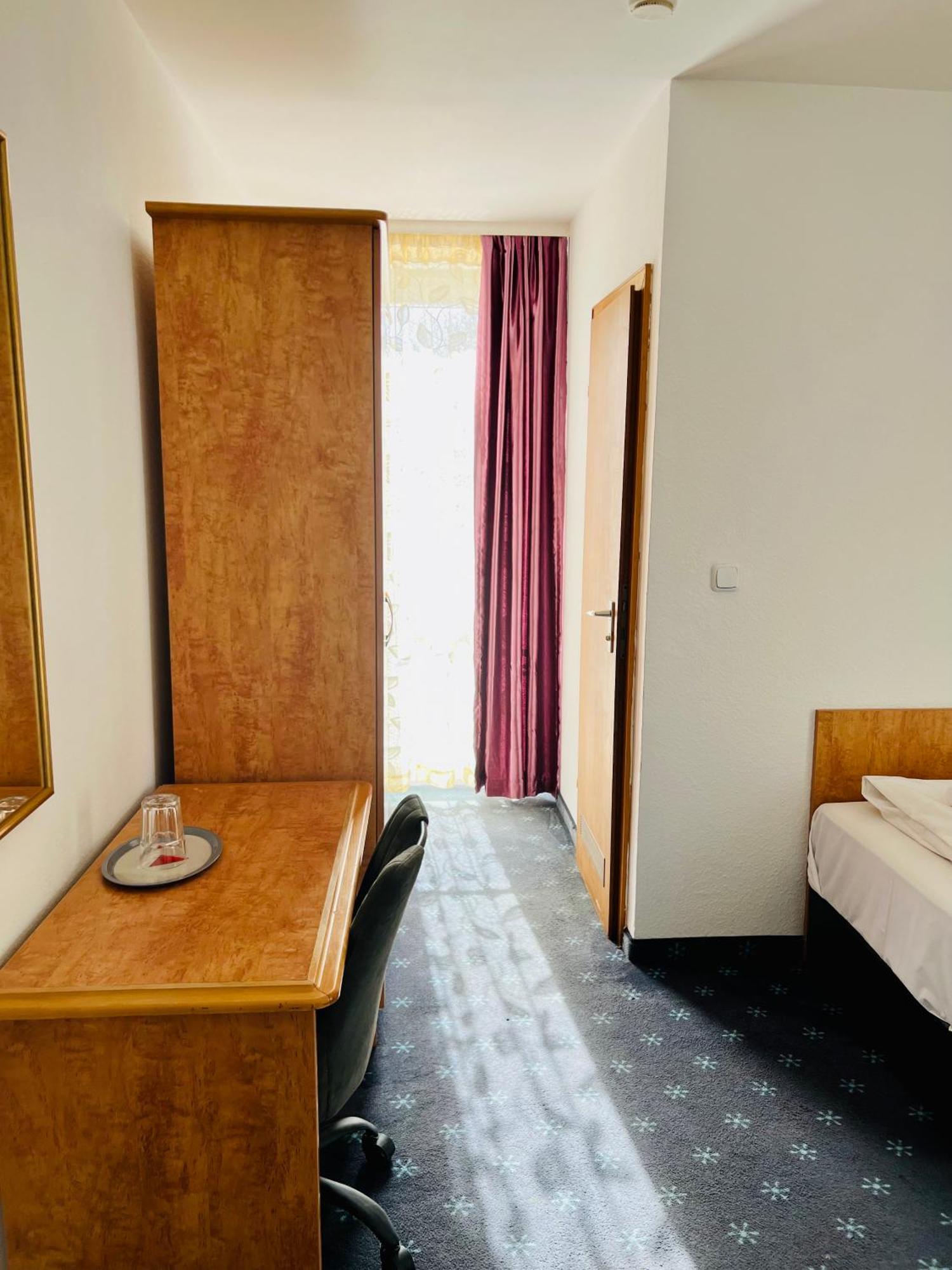 Hotel Neo Cologne Bonn Airport Rösrath Eksteriør billede