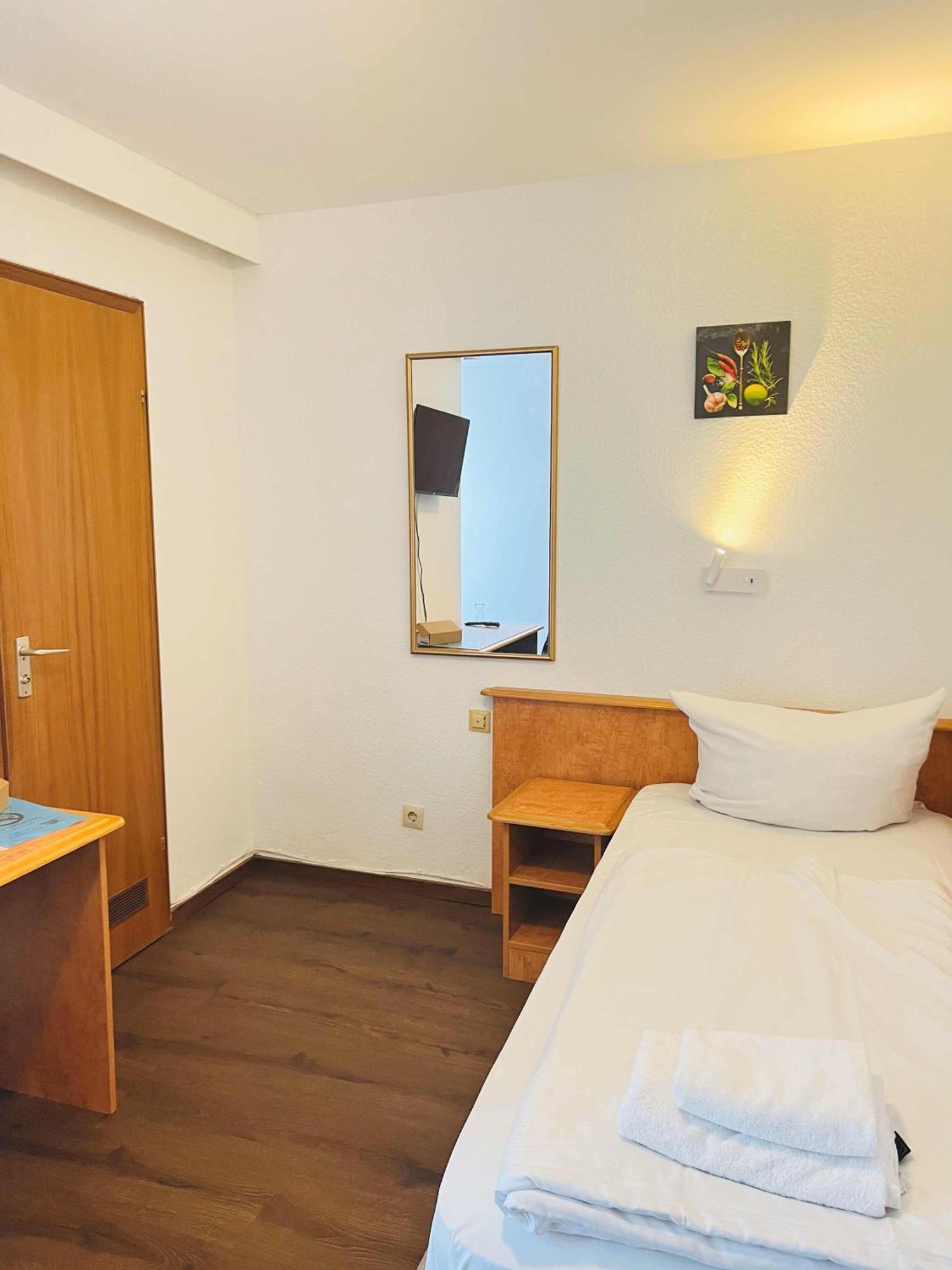 Hotel Neo Cologne Bonn Airport Rösrath Eksteriør billede